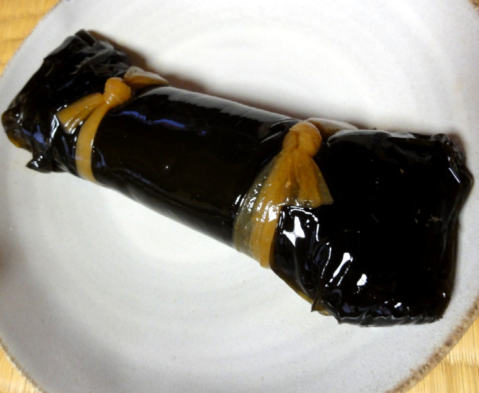 ほどよい厚みの昆布の歯ごたえととろけるような絶妙なやわらかさ ほどよい厚みの昆布の歯ごたえととろけるような絶妙なやわらかさ